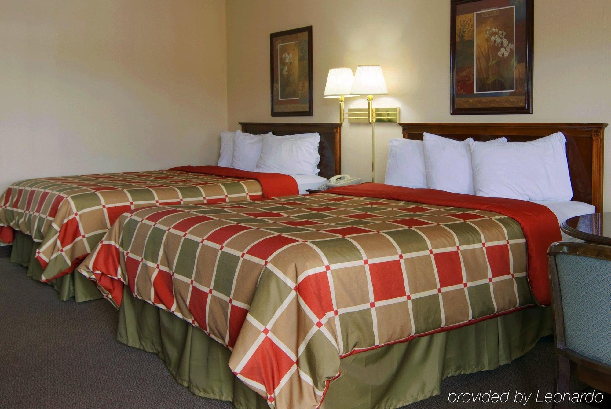 Baymont By Wyndham Sevierville Pigeon Forge Exterior photo