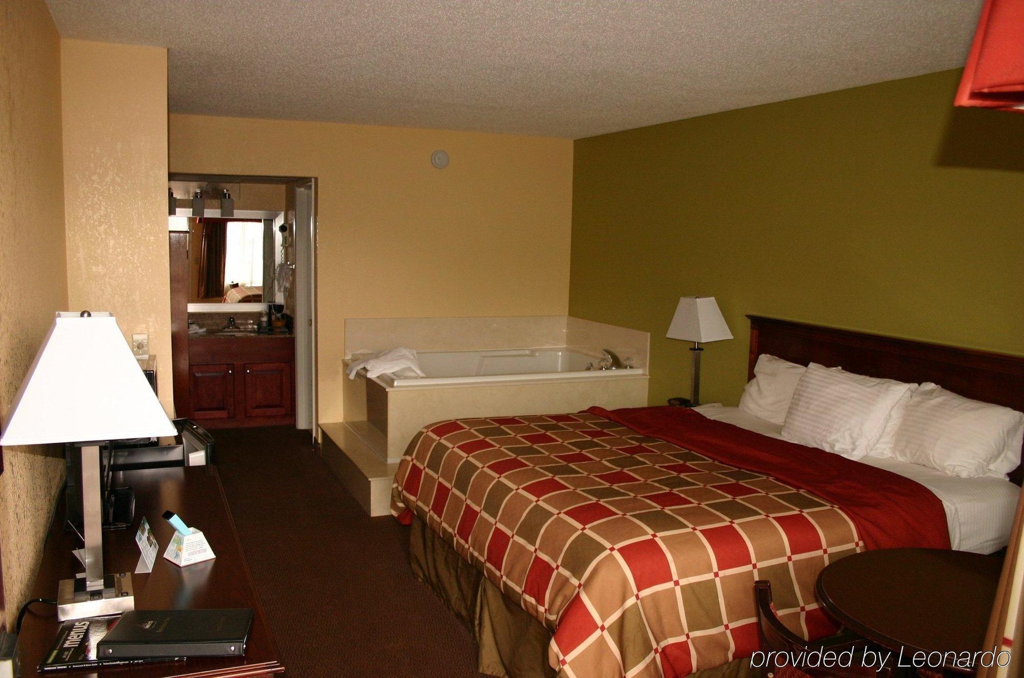Baymont By Wyndham Sevierville Pigeon Forge Exterior photo