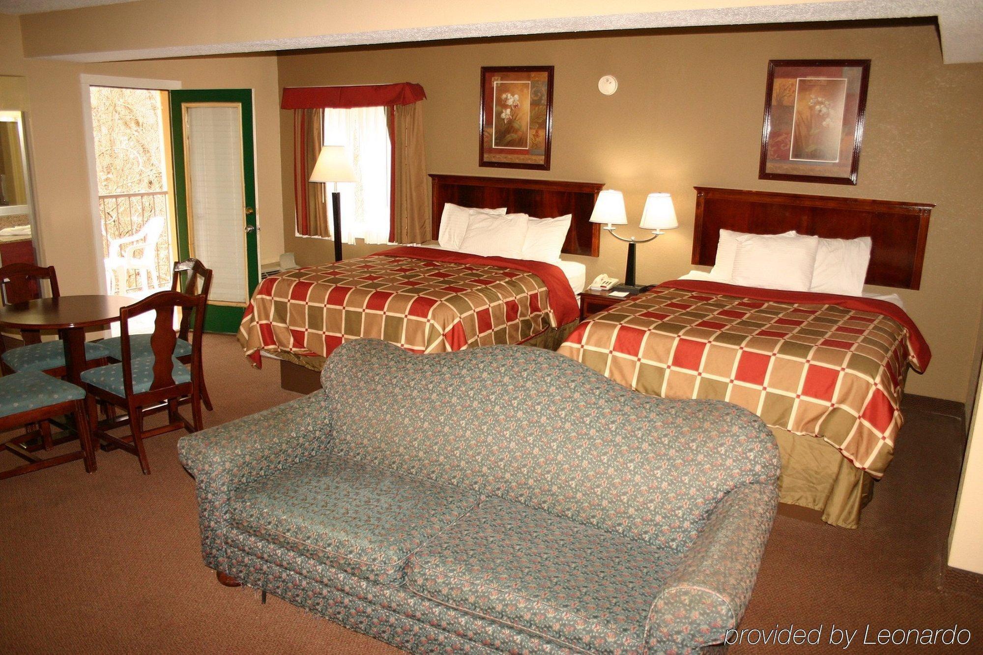 Baymont By Wyndham Sevierville Pigeon Forge Exterior photo
